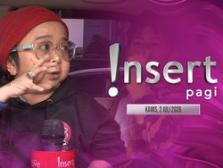 Insert Pagi: Daus Mini Perlihatkan Isi Mobilnya yang Mirip Wardrobe Berjalan