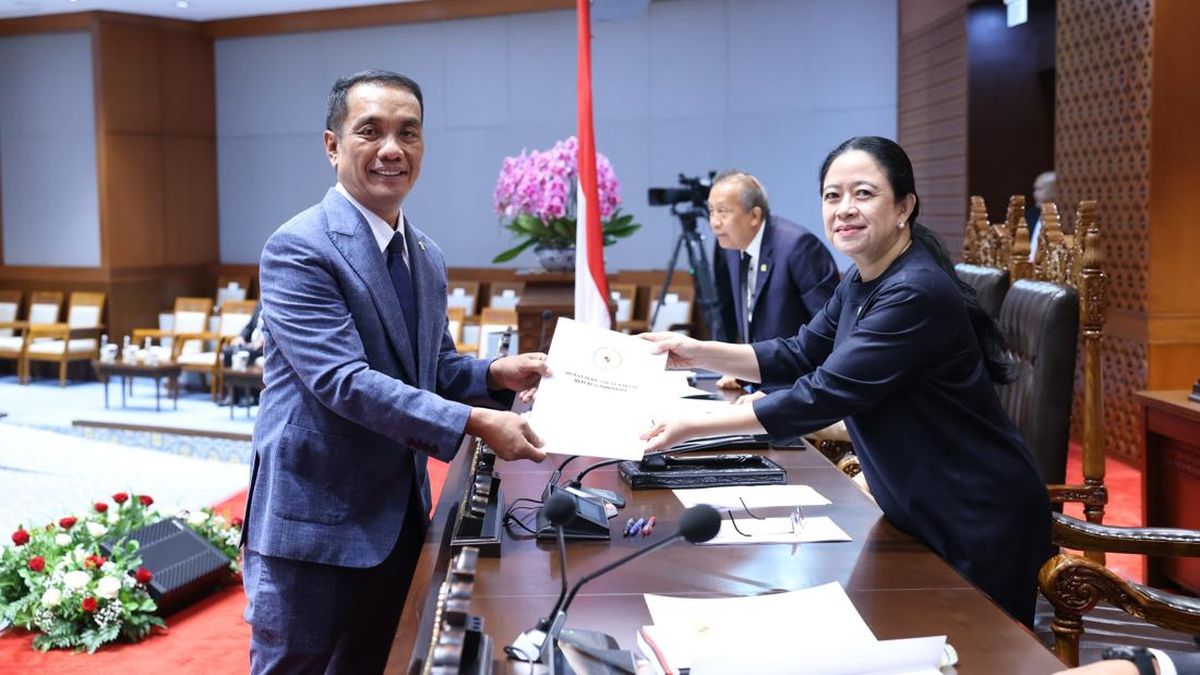 DPR Tetapkan Kusfiardi Jadi Anggota Badan Supervisi OJK