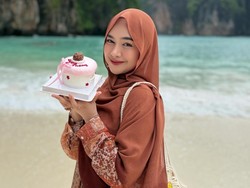 Ria Ricis Rayakan Ulang Tahun ke-31 di Phuket, Liburan Seru Bareng Moana