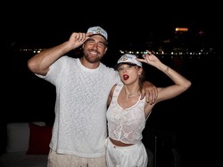 Terpopuler: Lirik Lagu Lalaki Langit Lalanang Bejat Vs Biaya Pernikahan Taylor Swift