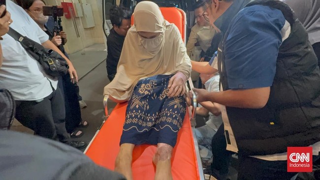 Tim Hotman 911 mendampingi seorang perempuan berinisial M (30), melaporkan aksi dugaan penyiksaan hingga kekerasan seksual yang dilakukan anggota polisi Bareskrim Polri.