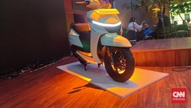 TVS bersaing dengan Honda dan Yamaha yang sudah sangat dipercaya di Indonesia.
