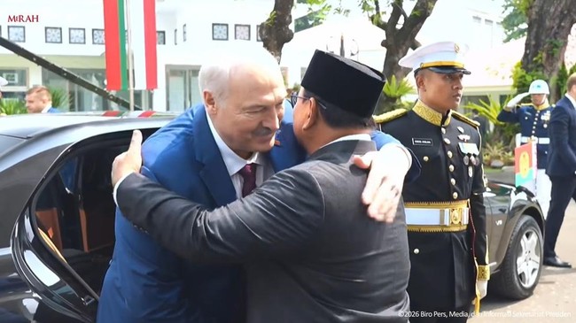 Presiden RI Prabowo Subianto menerima kunjungan kenegaraan Alexander Lukashenko di Istana Merdeka, Jakarta, Kamis (2/7).