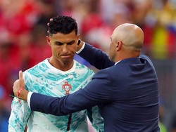 Saat Cristiano Ronaldo Nggak Bikin Drama Ketika Diganti