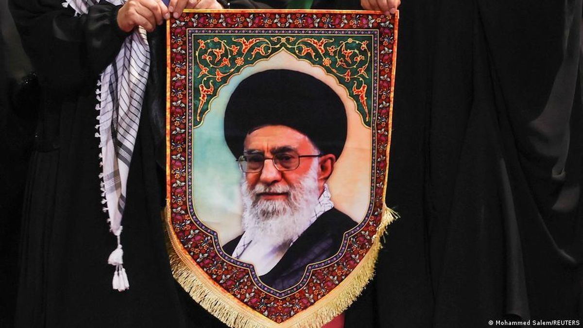 Tak Ada Wakil AS dan Negara Barat di Pemakaman Ali Khamenei