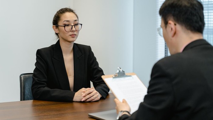 Jangan Cuma Bilang Terima Kasih! Ucapkan 4 Kata Ini Setelah Interview agar Lebih Diingat HR