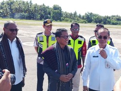 Mendes Yandri Susanto Sambangi BUMDes di Flores Timur