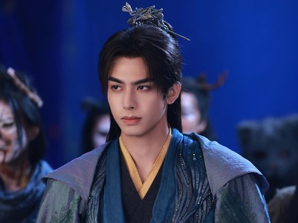 5 Potret Tampan Song Weilong dalam Drama China 'The Eternal Fragrance'