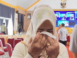 Wabup Langkat Tiorita Nangis karena Bupati Ondim Ditangkap KPK