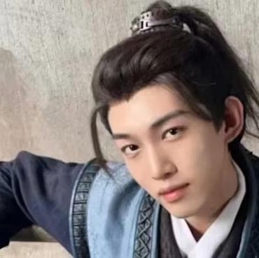 Nasib Aktor China Xu Peng Berubah Drastis gegara AI, Kini Jual Sayur di Pasar
