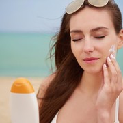 BeauPicks: 5 Rekomendasi Sunscreen Jepang Terbaik untuk Sehari-hari