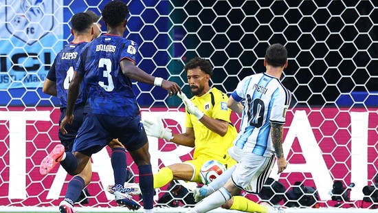 Soccer Football - FIFA World Cup 2026 - Round of 32 - Argentina v Cape Verde - Miami Stadium, Miami Gardens, Florida, U.S. - July 3, 2026 Cape Verde's Vozinha saves a shot from Argentina's Lionel Messi IMAGN IMAGES via Reuters/Nathan Ray Seebeck