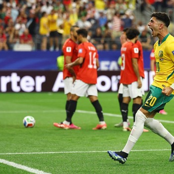 Soccer Football - FIFA World Cup 2026 - Round of 32 - Australia v Egypt - Dallas Stadium, Arlington, Texas, U.S. - July 3, 2026 Australia's Cristian Volpato celebrates their first goal, an own goal scored by Egypt's Mohamed Hany REUTERS/Kai Pfaffenba