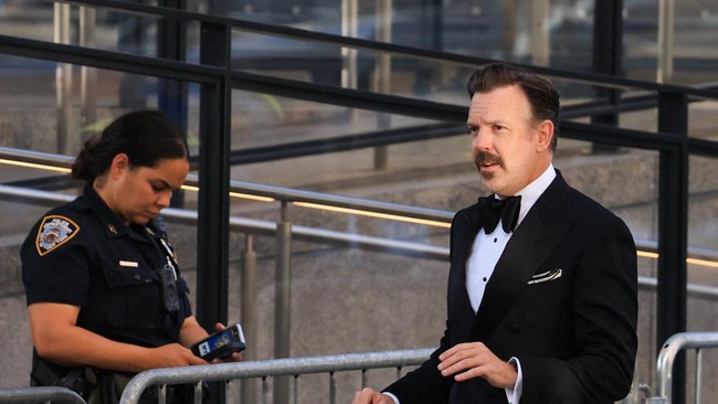 Jason Sudeikis arrives at Madison Square Garden, the venue for the reported wedding celebrations of singer Taylor Swift and National Football League (NFL) player Travis Kelce, in New York, U.S., July 3, 2026.  REUTERS/Brendan McDermid