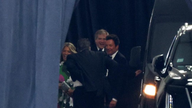 Jimmy Fallon arrives at Madison Square Garden, the venue for the reported wedding celebrations of singer Taylor Swift and National Football League (NFL) player Travis Kelce, in New York, U.S., July 3, 2026.  REUTERS/Carlos Barria