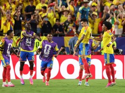 Soccer Football - FIFA World Cup 2026 - Round of 32 - Colombia v Ghana - Kansas City Stadium, Kansas City, Missouri, U.S. - July 3, 2026 Colombia's Luis Diaz celebrates scoring a goal that was later disallowed with teammates REUTERS/Siphiwe Sibeko