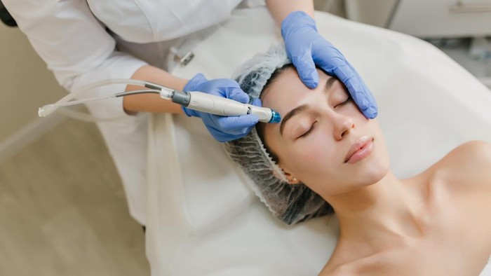 Mengenal Treatment Rejuran dan Manfaatnya untuk Kulit Wajah