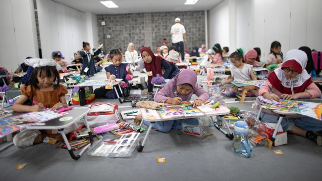 Mengisi Libur Sekolah dengan Lomba Mewarnai