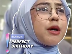 Video: Ria Ricis Ulang Tahun ke-31, Rayakan di Pantai Bareng Moana