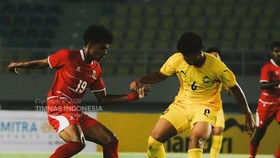 Timnas Indonesia U-17 melawan Malaysia dalam laga uji coba di Stadion Manahan, Solo, Sabtu (4/7). (Dok. Timnas Indonesia)