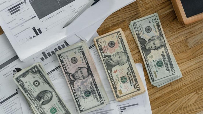 7 Mata Uang Terlemah terhadap Dolar AS 2026, Rupiah Masuk Daftar?