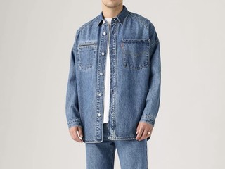 Bingung Pilih Antara Kemeja atau Jaket? Shacket Ini Bisa Jadi Jawabannya