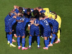 Soccer Football - FIFA World Cup 2026 - Round of 16 - Paraguay v France - Philadelphia Stadium, Philadelphia, Pennsylvania, U.S. - July 4, 2026 France players huddle before the match IMAGN IMAGES via Reuters/Kyle Ross