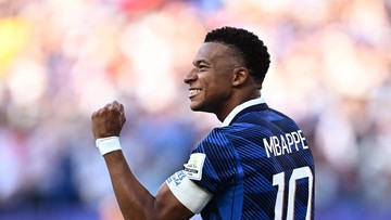 Berita Olahraga Terkini CNN Sport : Mbappe Nyaris Frustrasi, Mbappe Sukses Cetak Gol Penalti