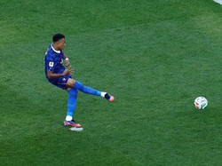 Soccer Football - FIFA World Cup 2026 - Round of 16 - Paraguay v France - Philadelphia Stadium, Philadelphia, Pennsylvania, U.S. - July 4, 2026 France's Kylian Mbappe scores their first goal from the penalty spot REUTERS/Jeenah Moon     TPX IMAGES OF