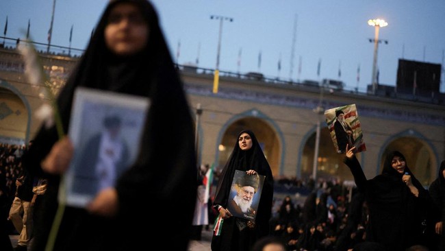 Trump Ancam Bunuh Jutaan Pelayat Ali Khamenei
