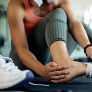 5 Cara Mencegah Kaki Lecet saat Pakai Sepatu Baru