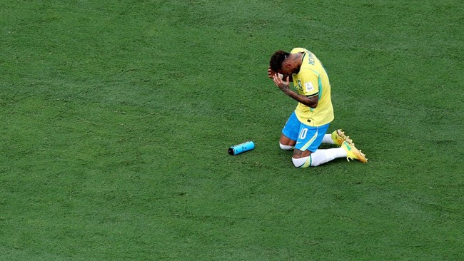 Soccer Football - FIFA World Cup 2026 - Round of 16 - Brazil v Norway - New York New Jersey Stadium, East Rutherford, New Jersey, U.S. - July 5, 2026 Brazil's Neymar Jr. looks dejected after the match. REUTERS/John Sibley