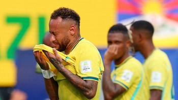 Soccer Football - FIFA World Cup 2026 - Round of 16 - Brazil v Norway - New York New Jersey Stadium, East Rutherford, New Jersey, U.S. - July 5, 2026 Brazil's Neymar Jr. looks dejected after the match as Brazil are eliminated from the World Cup REUTE