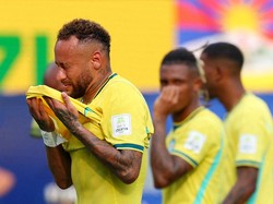 Soccer Football - FIFA World Cup 2026 - Round of 16 - Brazil v Norway - New York New Jersey Stadium, East Rutherford, New Jersey, U.S. - July 5, 2026 Brazil's Neymar Jr. looks dejected after the match as Brazil are eliminated from the World Cup REUTE