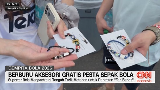 Berburu Aksesori Gratis Pesta Sepak Bola