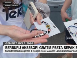 Berburu Aksesori Gratis Pesta Sepak Bola