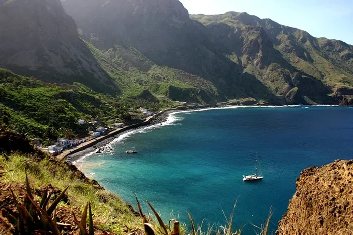 Pulau Brava di Cape Verde. Cape Verde adalah negara kepulauan dengan sekitar 600 ribu penduduk