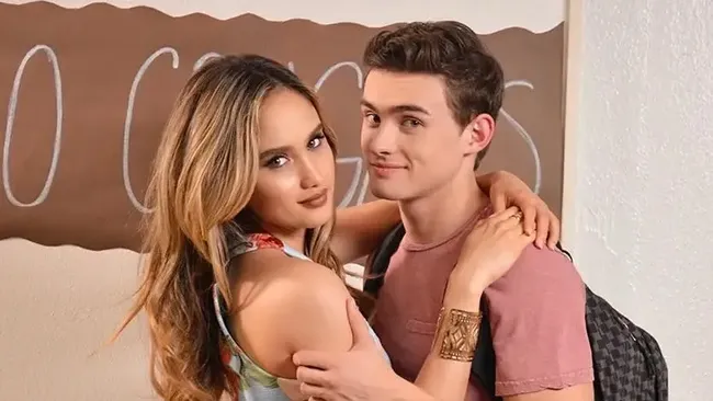 Tak Disangka, Cinta Laura Ternyata Sahabat Michael Johnston Bintang Obsession