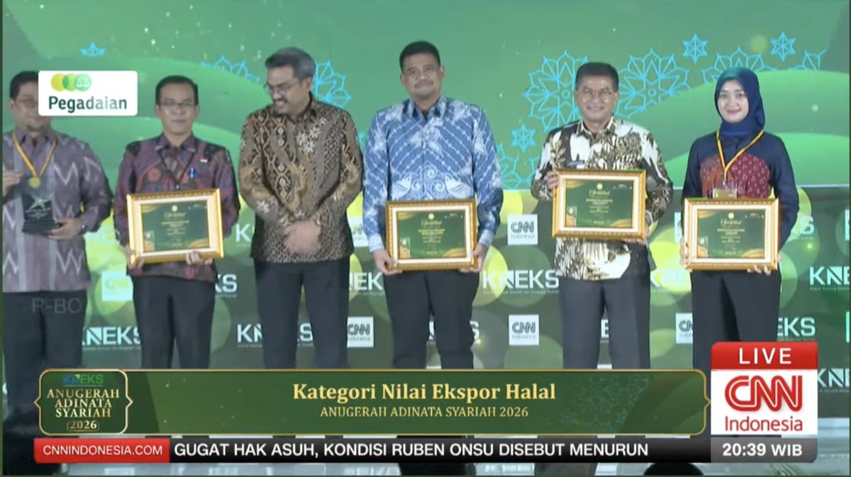Riau Raih Anugerah Adinata Syariah Berkat Nilai Ekspor Halal Terbaik
