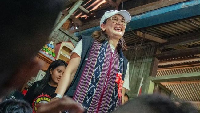 Impian Luna Maya Dirikan Sekolah untuk Anak-anak Flores Akhirnya Terwujud