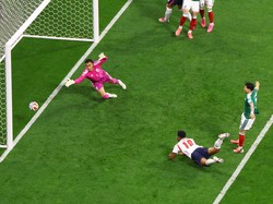 Babak I Selesai, Inggris Ungguli Meksiko 2-1