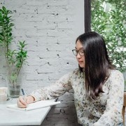 Di Tengah Era Digital, Kenapa Banyak Orang Kembali Menulis Tangan?