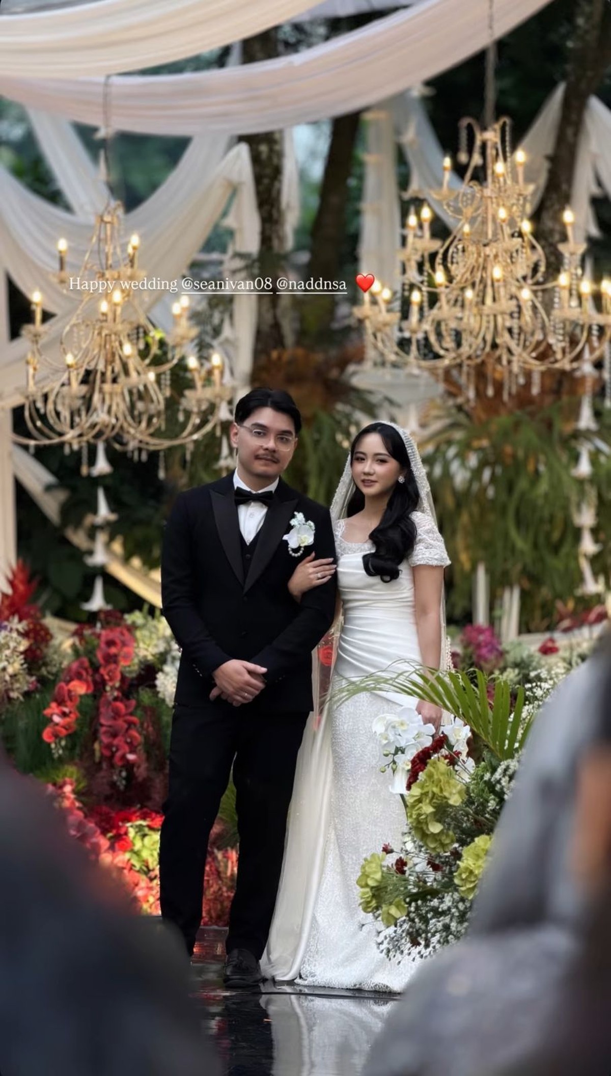 Pernikahan Sean Ivan Adik Irish Bella