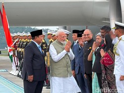 Usai Lepas PM Singapura, Prabowo Sambut Kedatangan PM India Modi di Halim