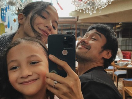Potret Surinala Anak Putri Marino & Chicco Jericho, Dipuji Cantik bak Kembaran Ibunda