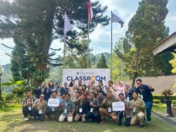 The Classroom Batch 2 Bekali Tim KLH/BPLH Skill Nulis Berita di Era Digital