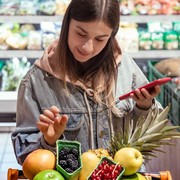 4 Buah dan Sayuran yang Sebaiknya Tidak Dibeli dalam Kondisi Sudah Dipotong