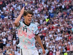 Charles De Ketelaere hentikan rekor clean sheet Unai Simon di Piala Dunia.