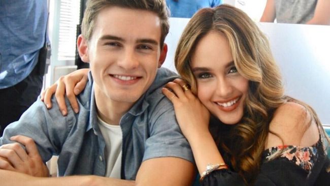 Bersahabat, Ini 8 Potret Akrab Cinta Laura dan Michael Johnston Obsession
