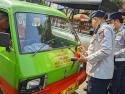 Dishub Bakal Tindak Sopir Angkot di Bogor yang Hapus Tanda Angkot Tua